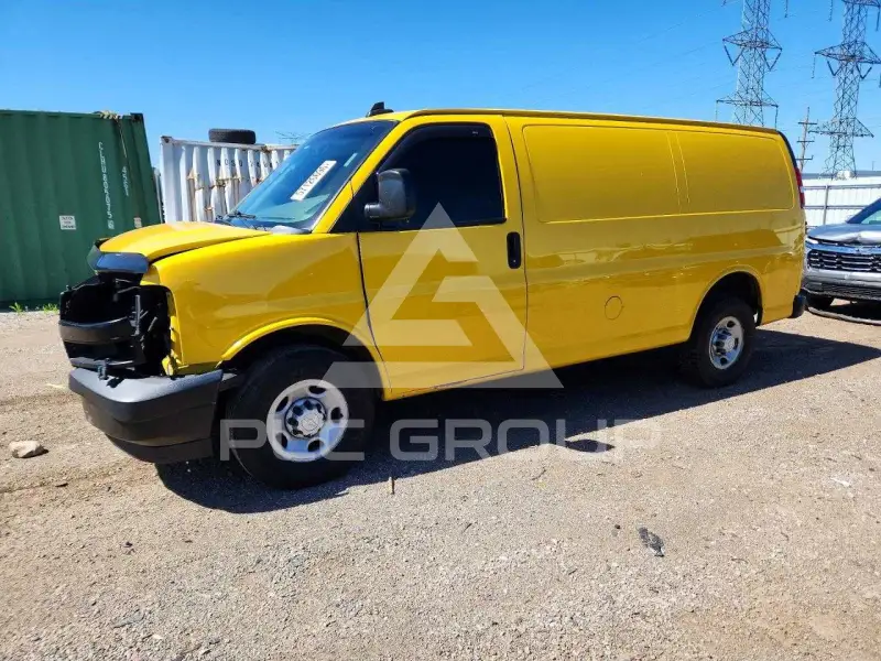 2019 Chevrolet Express photo