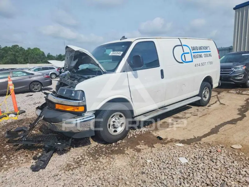 2019 Chevrolet Express photo