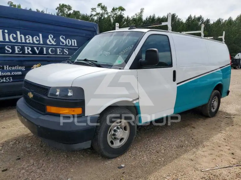 2019 Chevrolet Express фото