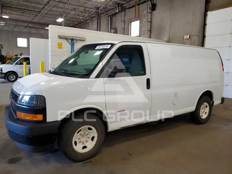 2019 Chevrolet Express photo