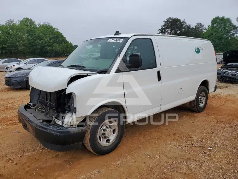 2019 Chevrolet Express photo