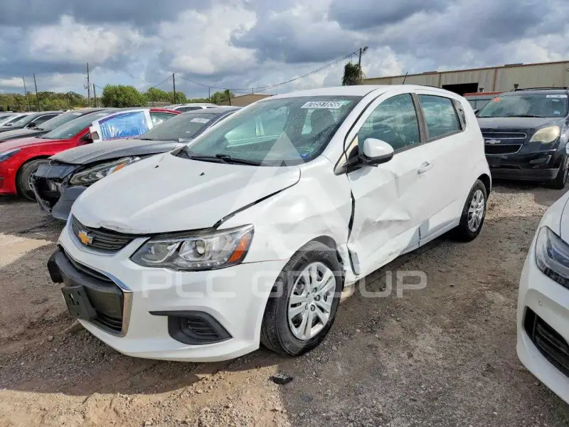 2019 Chevrolet Sonic photo