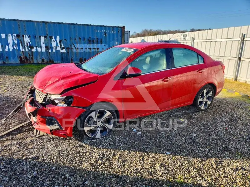 2019 Chevrolet Sonic фото
