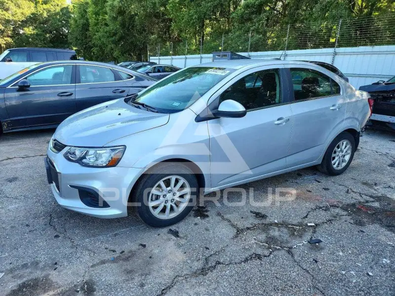 2019 Chevrolet Sonic photo