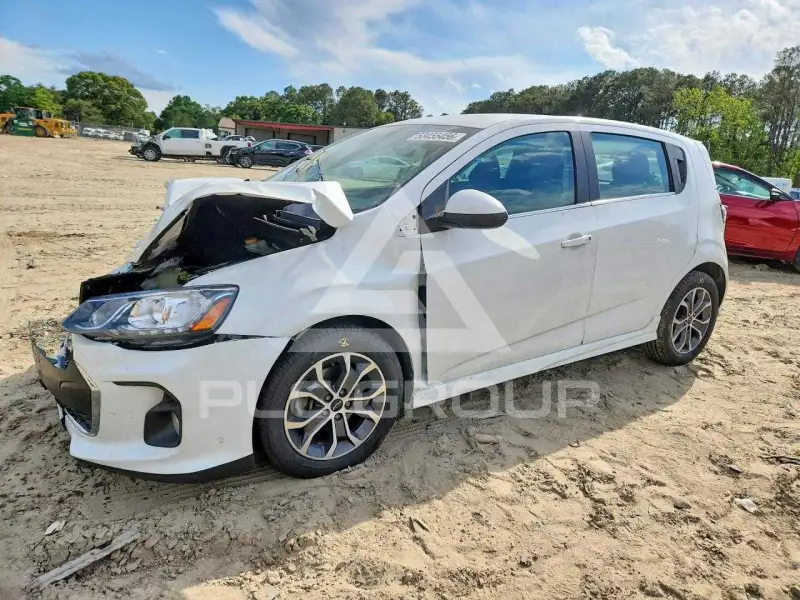 2019 Chevrolet Sonic photo