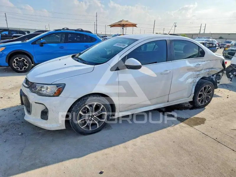 2019 Chevrolet Sonic фото