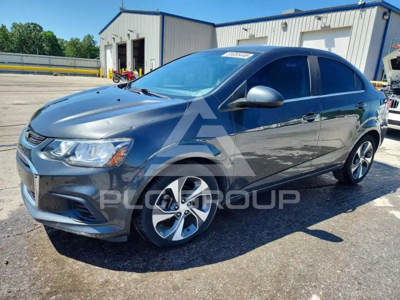 2019 Chevrolet Sonic photo