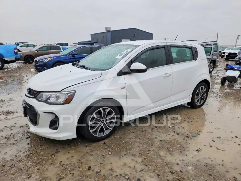 2019 Chevrolet Sonic фото