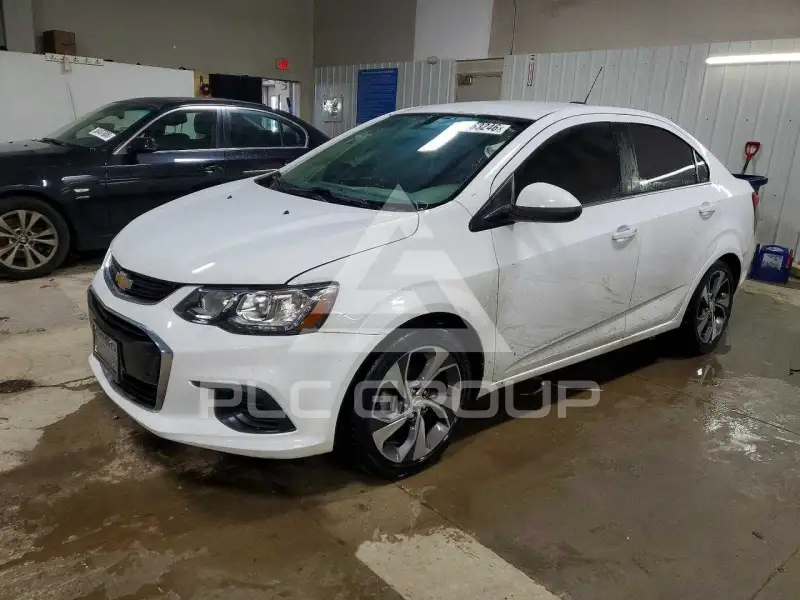 2019 Chevrolet Sonic фото