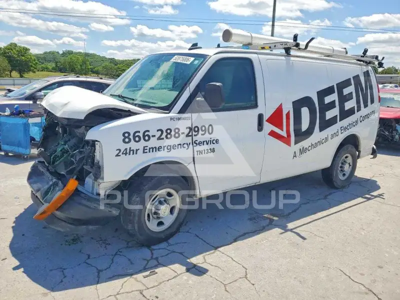 2019 Chevrolet EXPRESS photo