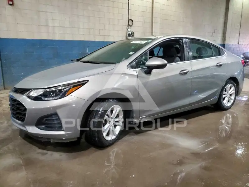 2019 Chevrolet Cruze photo