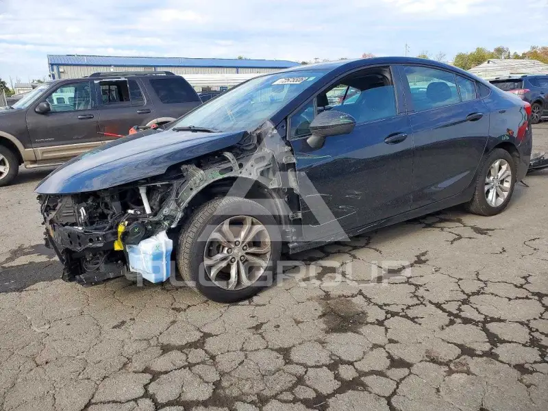 2019 Chevrolet Cruze photo