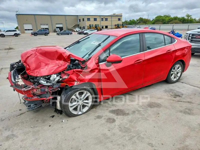 2019 Chevrolet Cruze photo