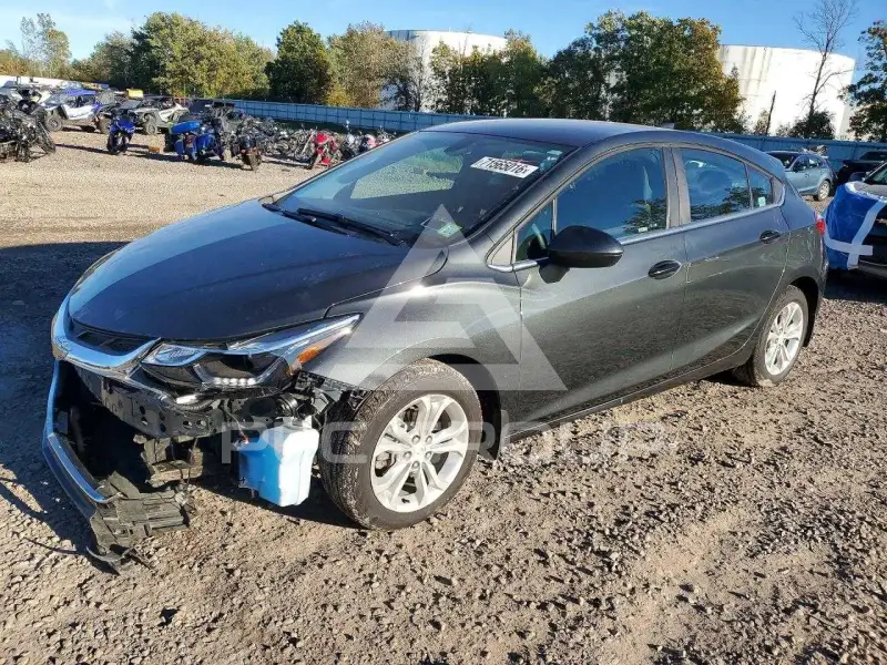 2019 Chevrolet Cruze фото