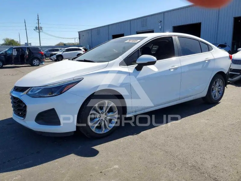 2019 Chevrolet Cruze фото