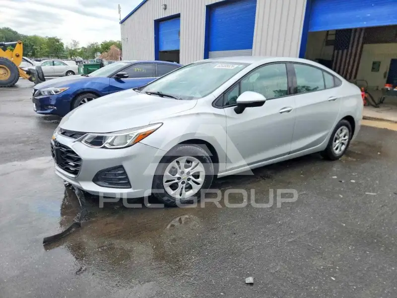 2019 Chevrolet Cruze фото