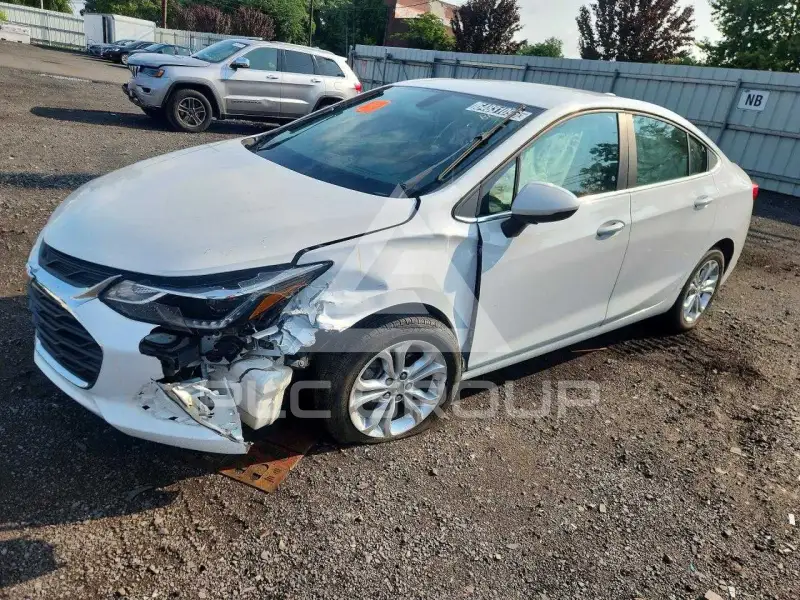 2019 Chevrolet Cruze фото