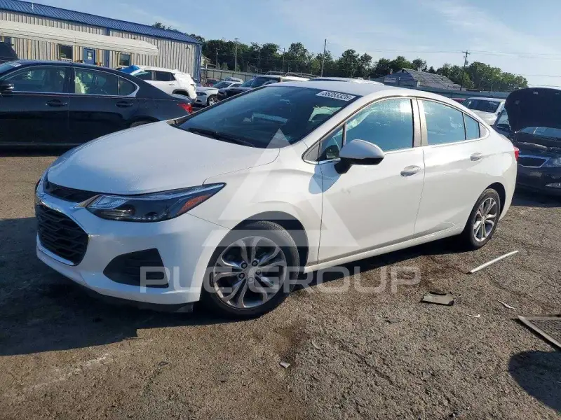 2019 Chevrolet Cruze фото
