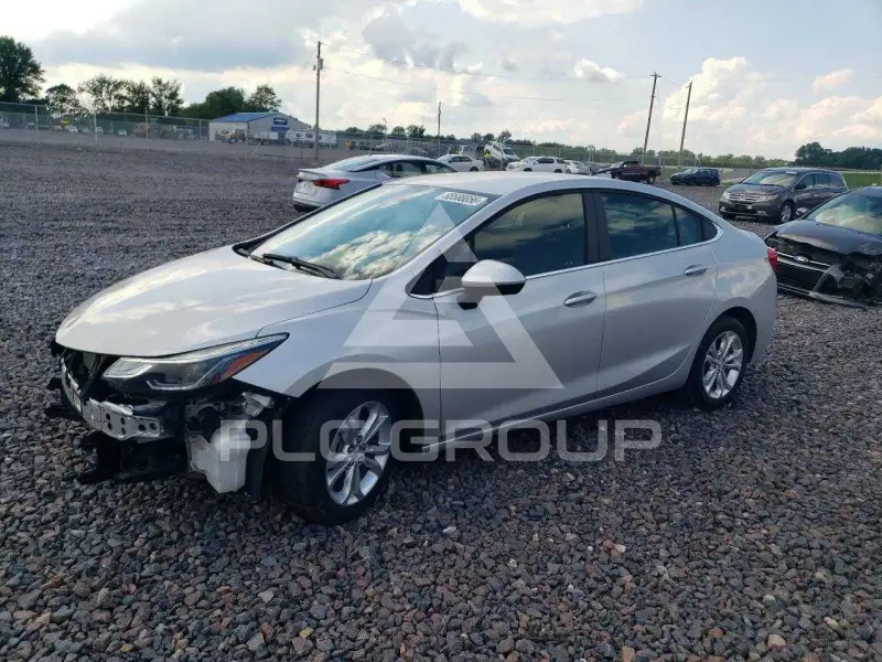 2019 Chevrolet Cruze фото
