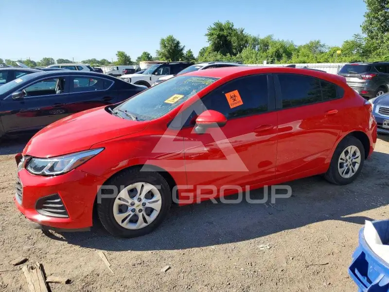 2019 Chevrolet Cruze photo
