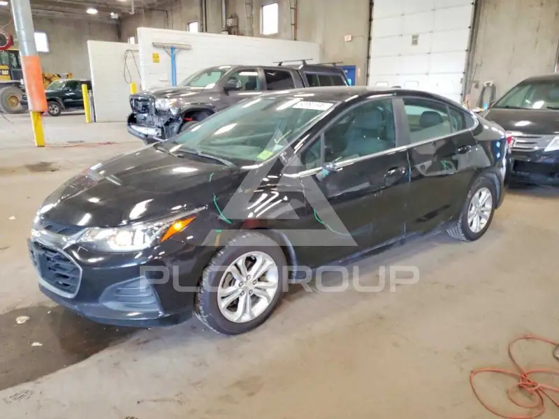 2019 Chevrolet Cruze photo