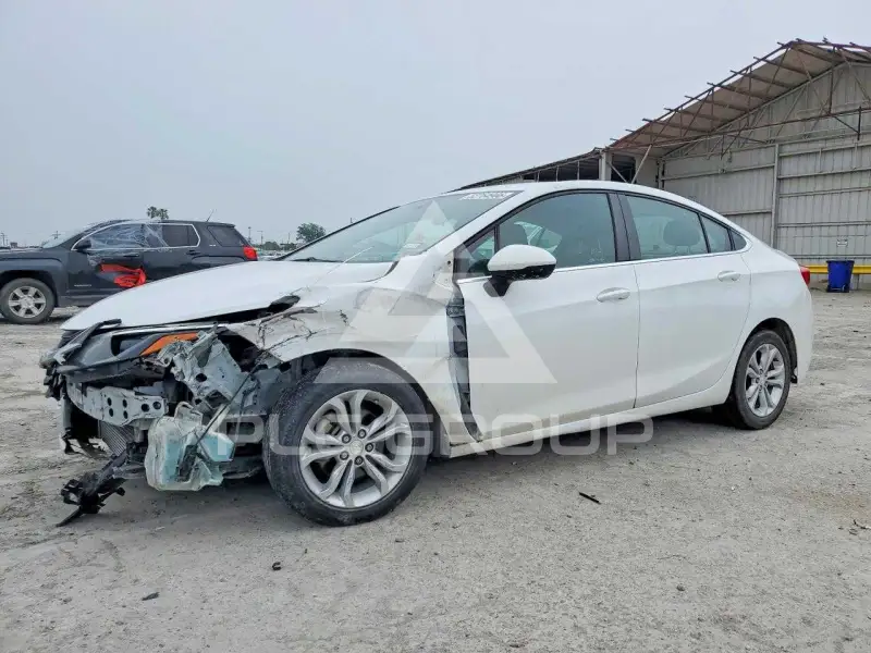 2019 Chevrolet Cruze фото