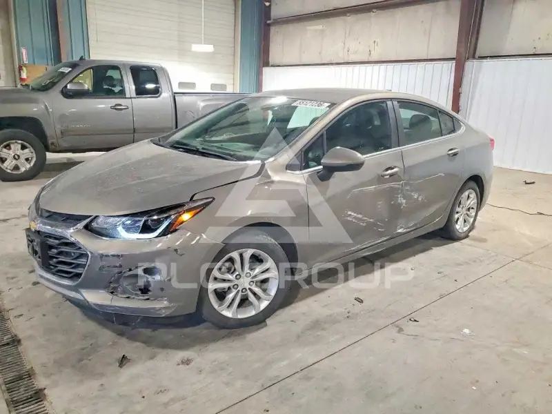 2019 Chevrolet Cruze фото