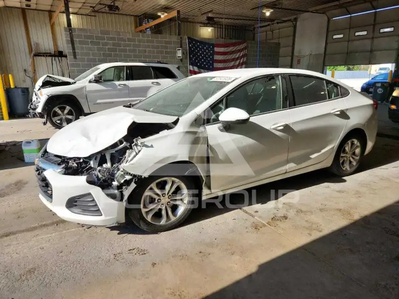 2019 Chevrolet Cruze фото