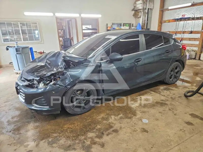 2019 Chevrolet Cruze фото