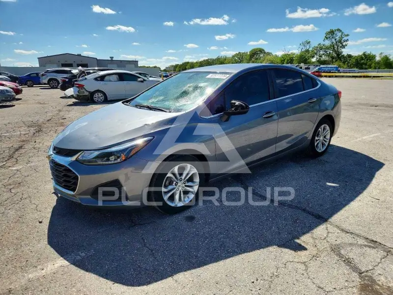 2019 Chevrolet Cruze photo