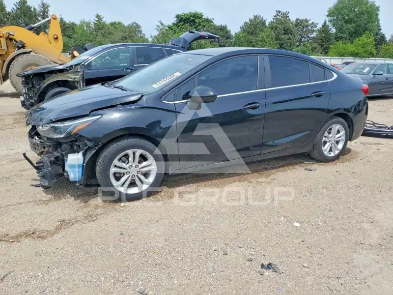 2019 Chevrolet Cruze фото