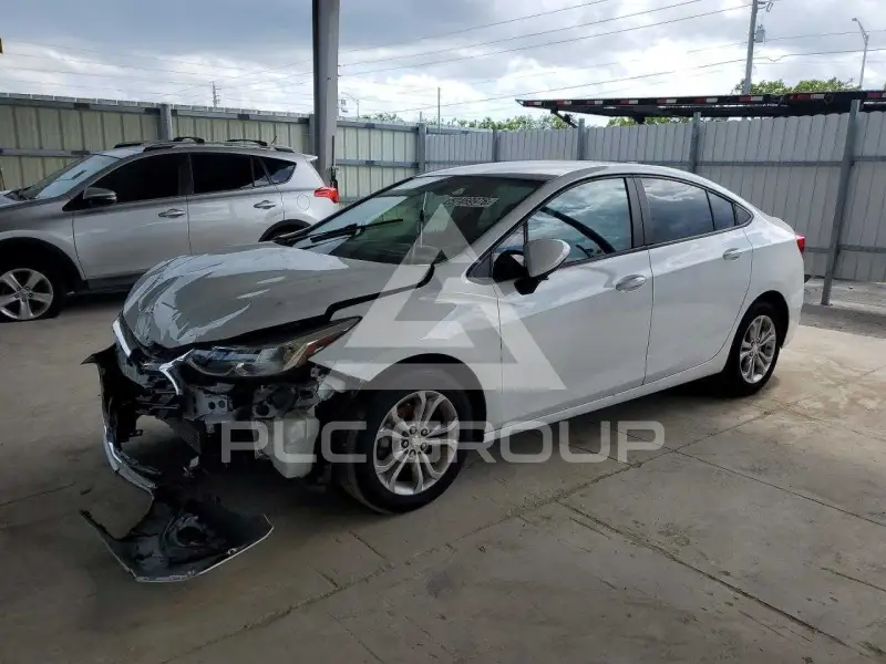 2019 Chevrolet Cruze фото