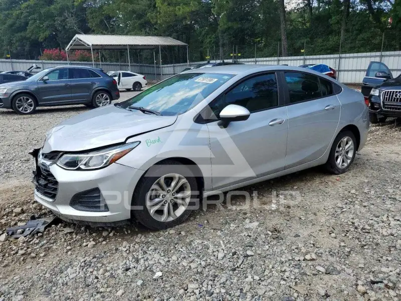 2019 Chevrolet Cruze photo