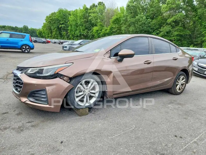 2019 Chevrolet Cruze photo