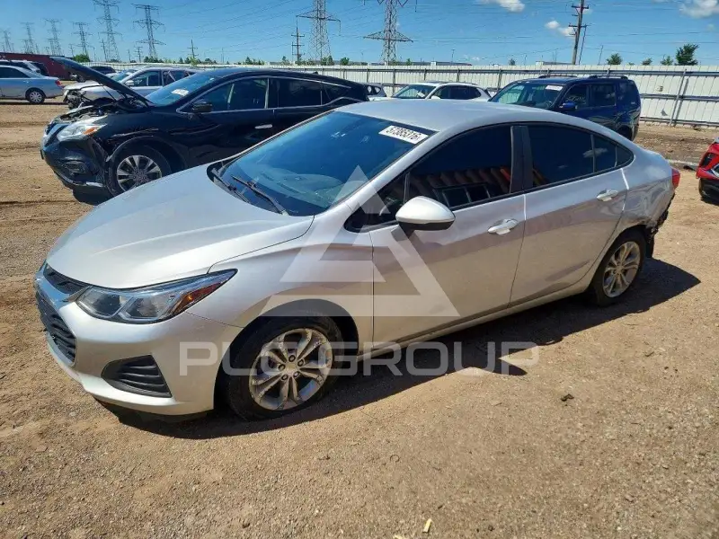 2019 Chevrolet Cruze фото