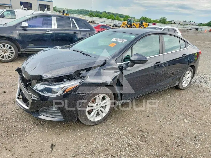 2019 Chevrolet Cruze фото