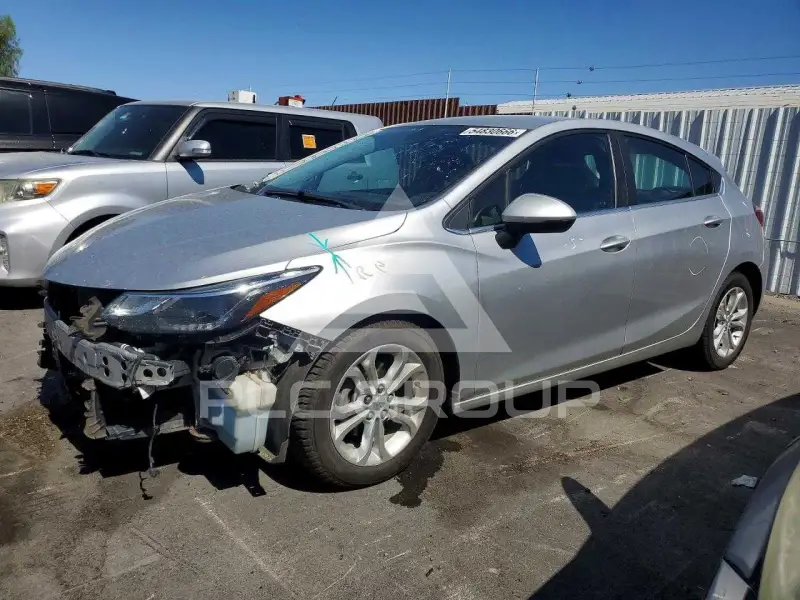 2019 Chevrolet Cruze photo