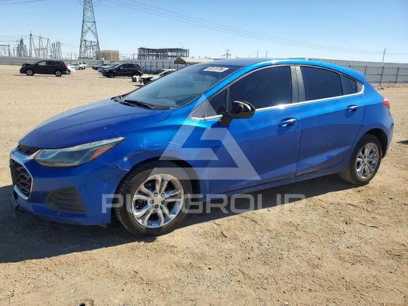 2019 Chevrolet Cruze photo
