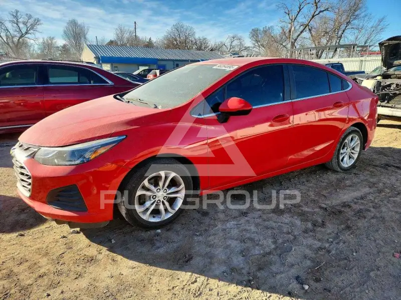 2019 Chevrolet Cruze photo