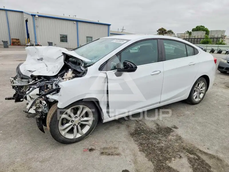 2019 Chevrolet Cruze фото