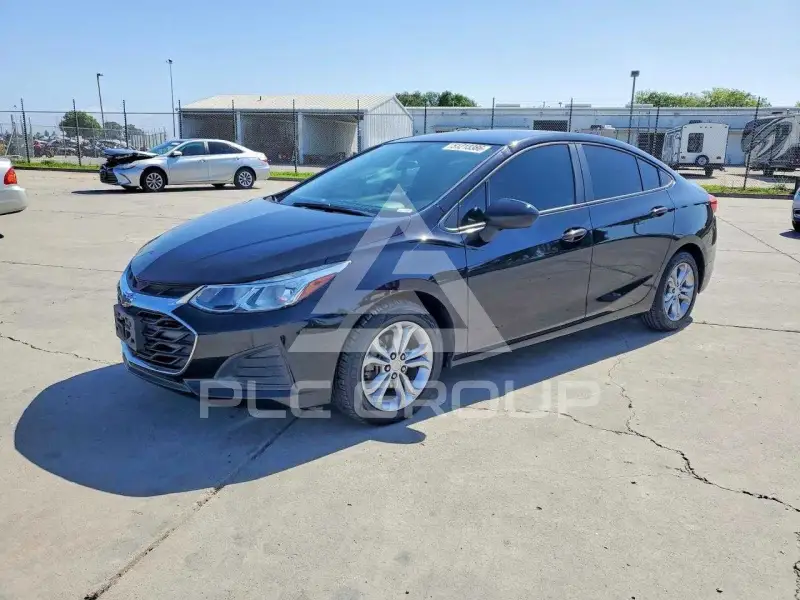 2019 Chevrolet Cruze photo