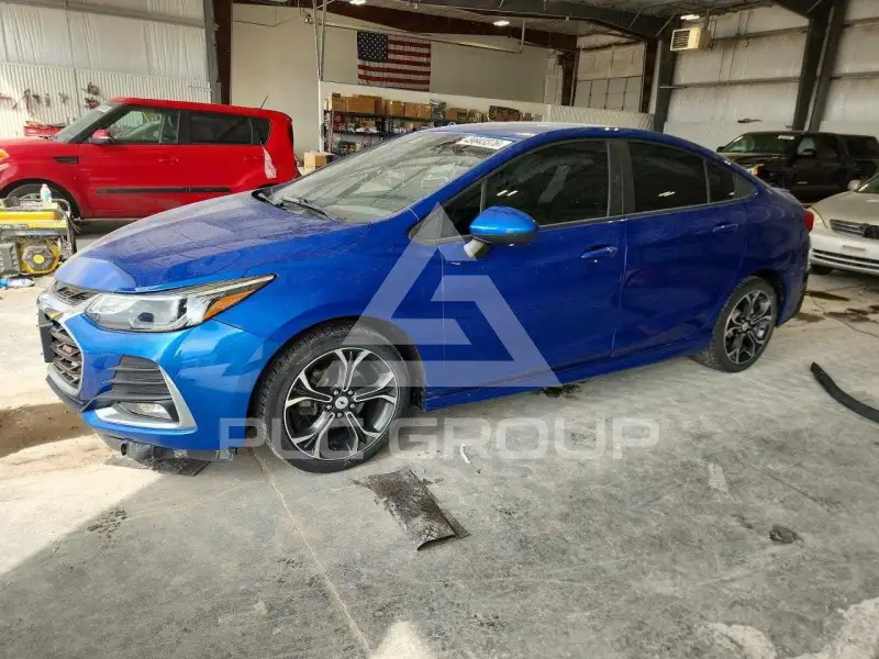 2019 Chevrolet Cruze photo