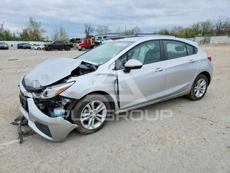 2019 Chevrolet Cruze фото