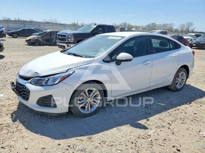 2019 Chevrolet Cruze photo
