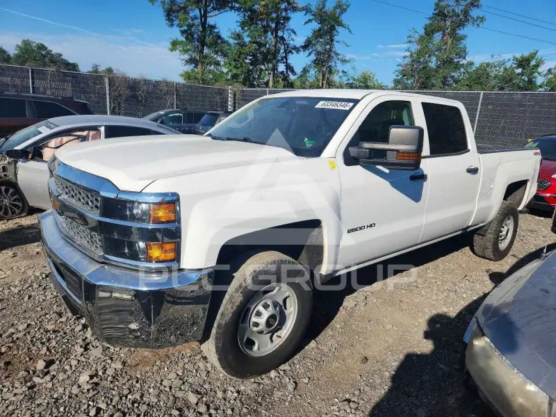 2019 Chevrolet Silverado photo