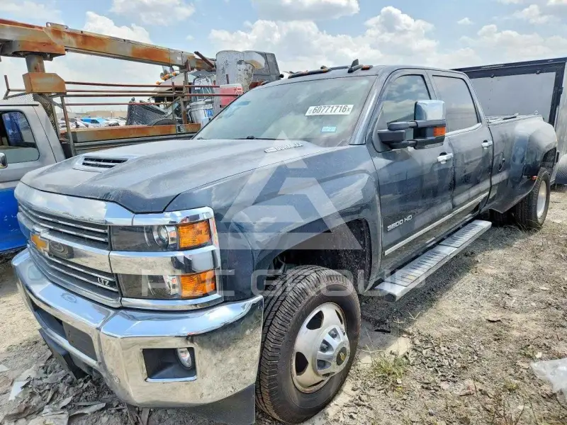 2019 Chevrolet Silverado фото
