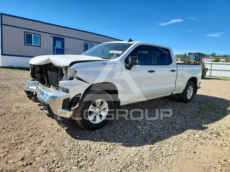 2019 Chevrolet Silverado photo