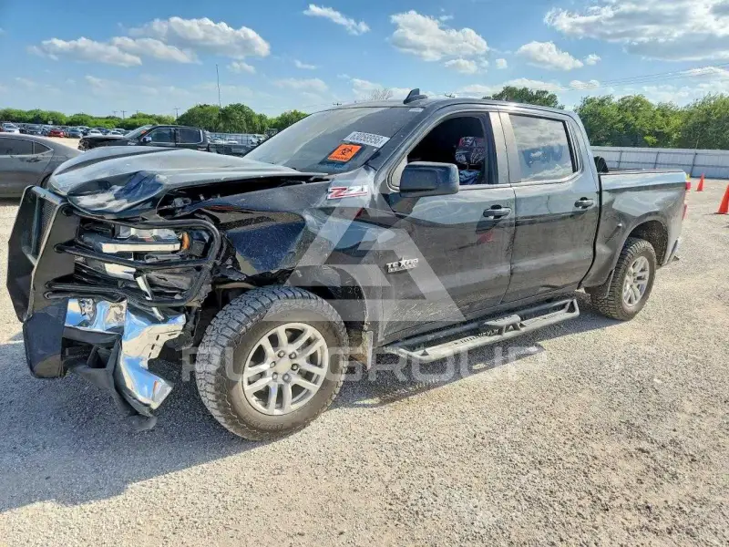 2019 Chevrolet Silverado photo