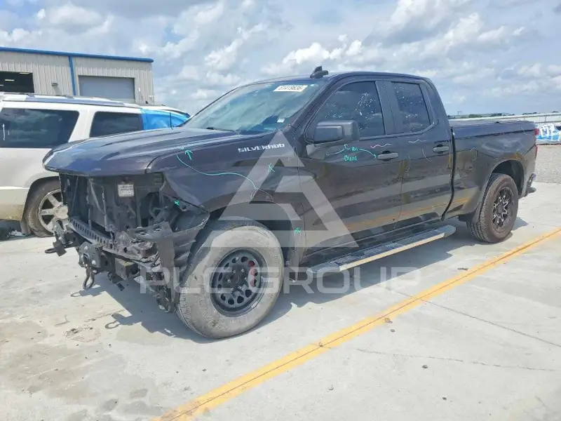2019 Chevrolet Silverado photo