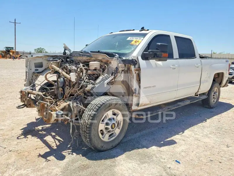 2019 Chevrolet Silverado photo